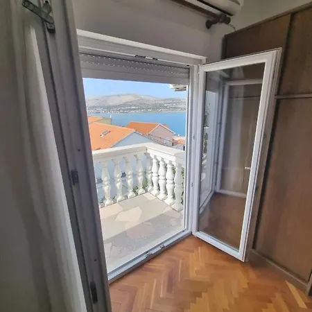 Villa Nena In Central Dalmatia Trogir Exterior photo