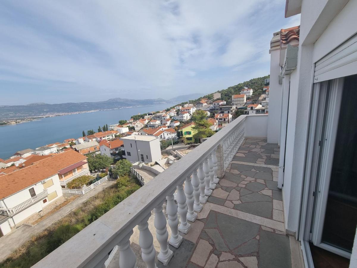Apartment Nena In Dalmatia